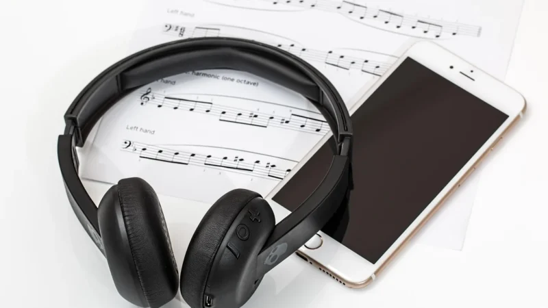 TWS Wireless bluetooth 5.0 Earphone Dual LED Power Display 1300mAh Type-C Charge IPX7 Waterproof Headphone with Mic